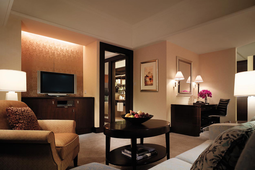 (N)74r009h---Premier-Room
